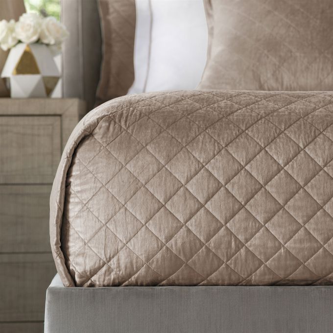 Chloe Coverlet- Fawn Velvet- King