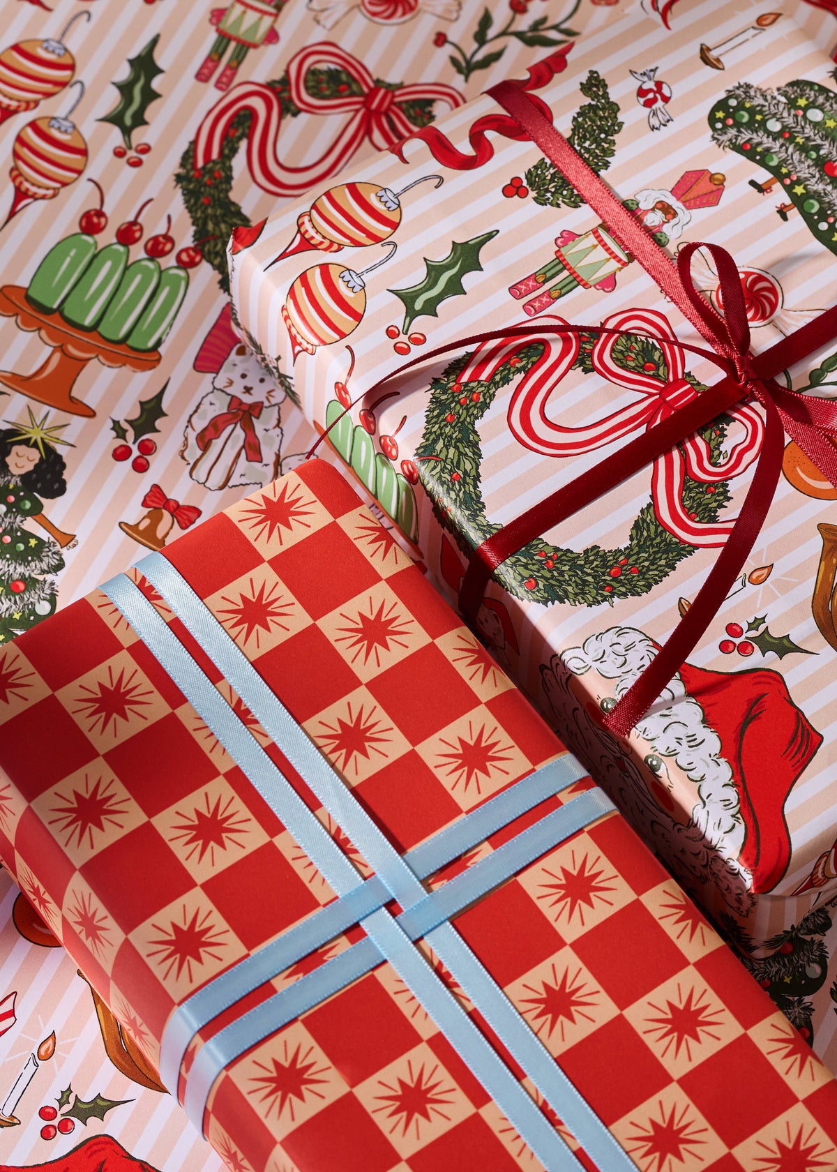Nostalgic Christmas Red Star Checked Gift Wrap | 3 Sheets