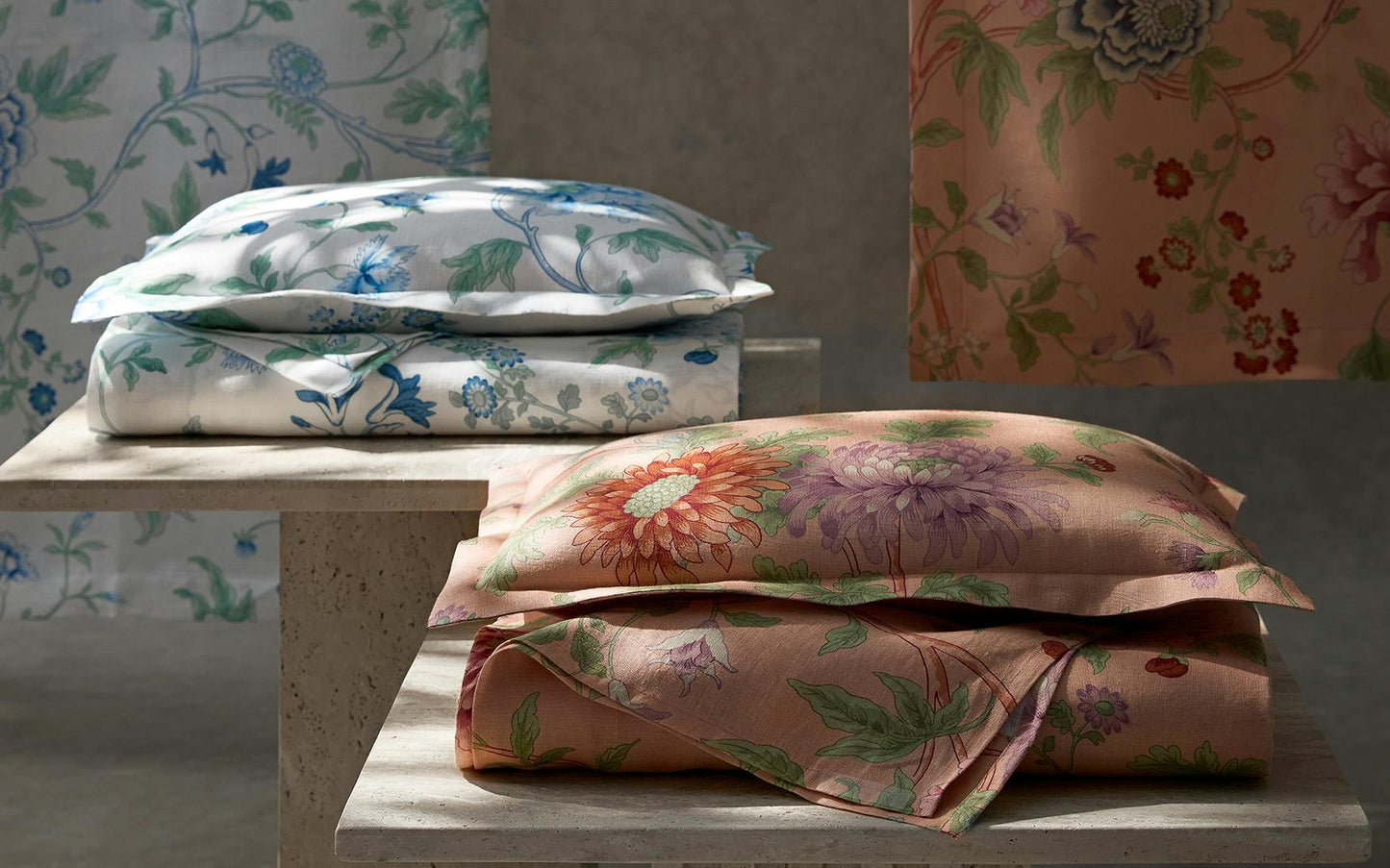 SIMONE DUVET COVER COLOR: APRICOT