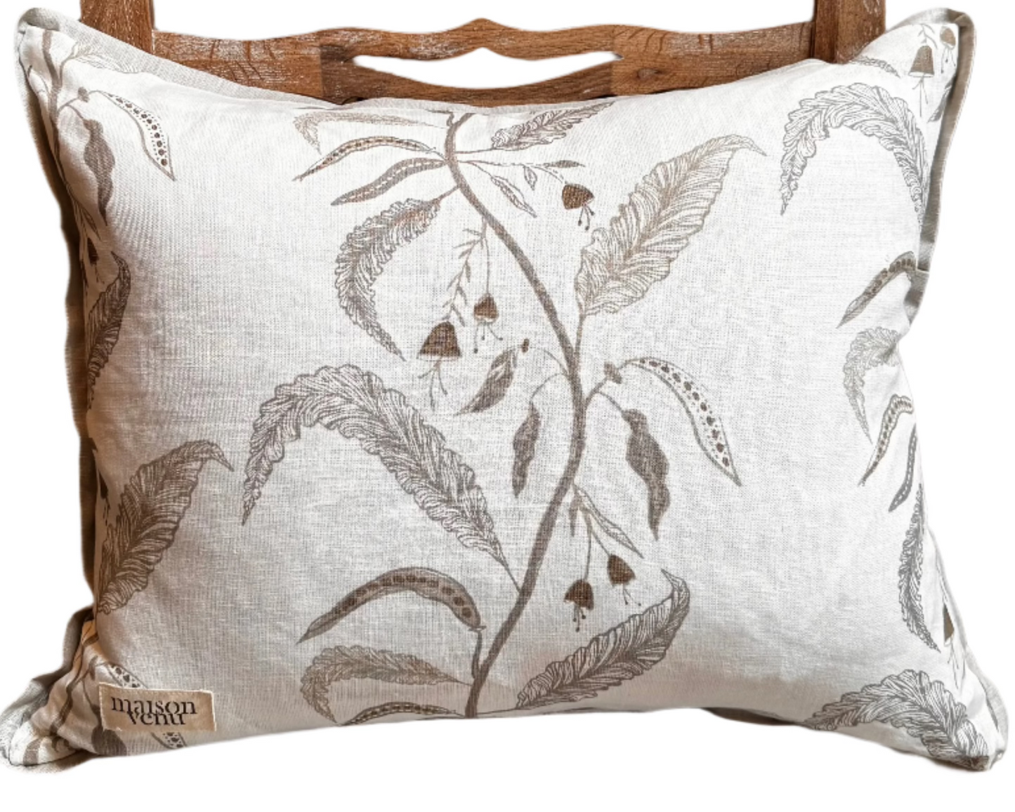 Tuileries Natural Pillow 16x20