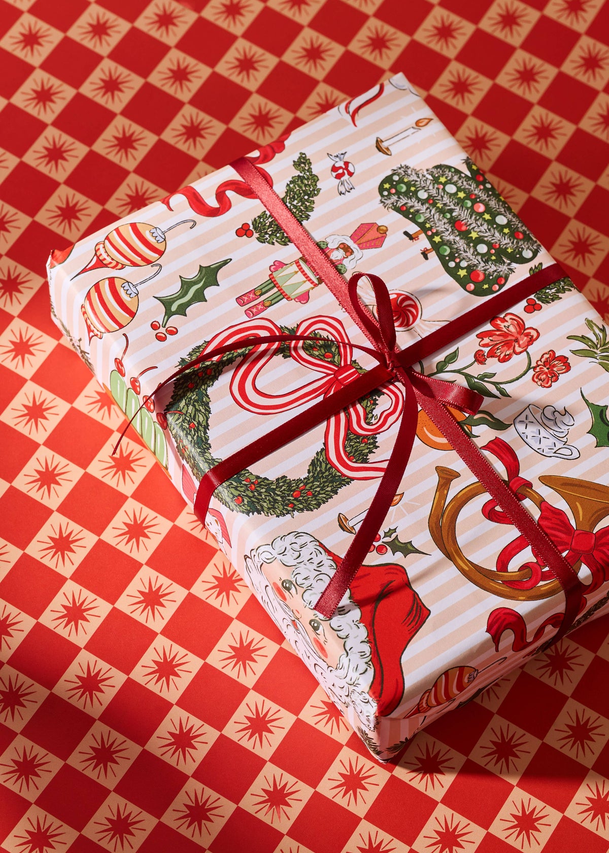 Nostalgic Christmas Red Star Checked Gift Wrap | 3 Sheets
