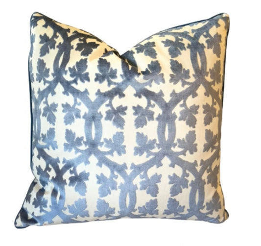 Scala Botanica 22" Pillow