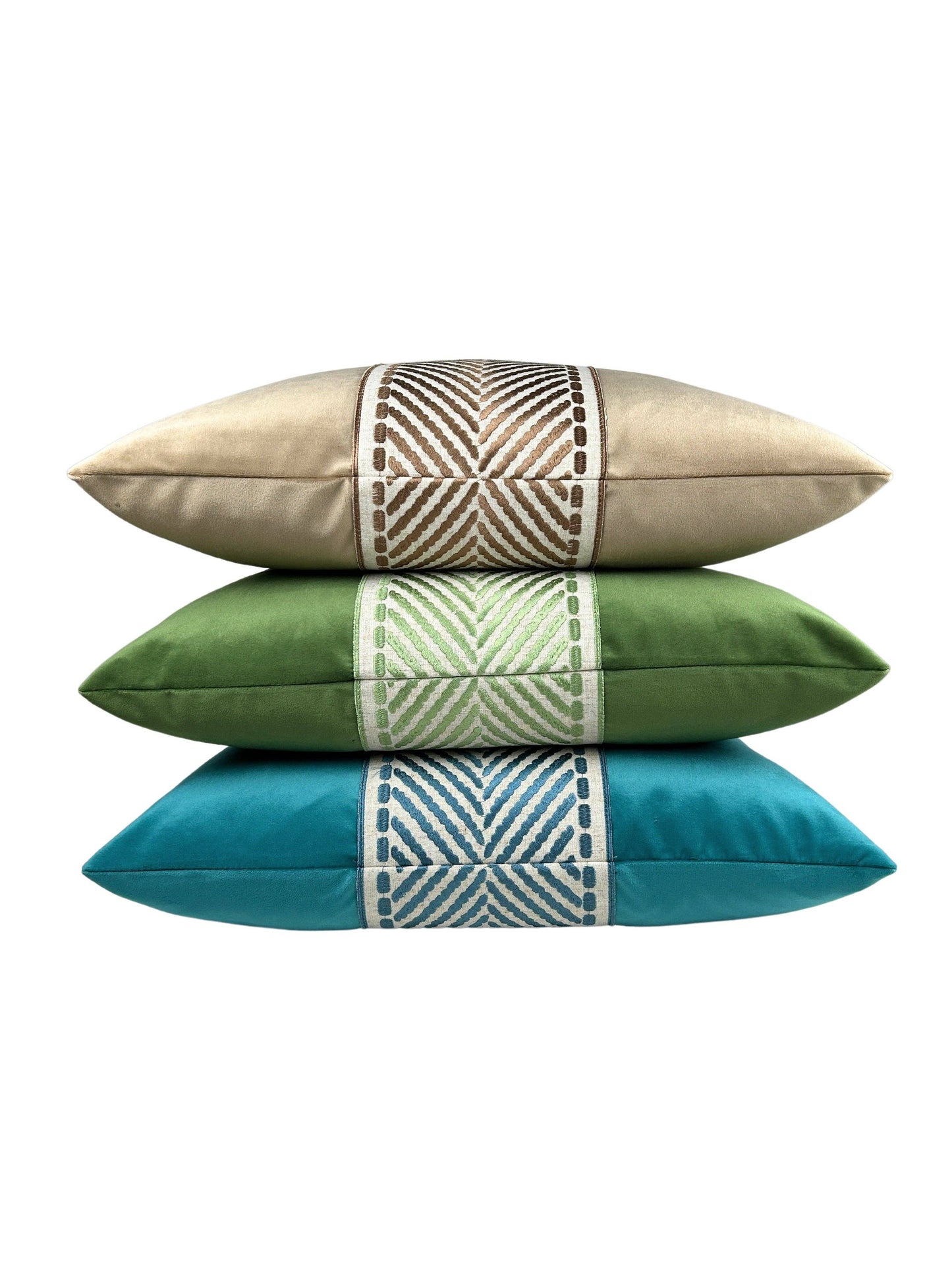 Brooks 22" Pillow