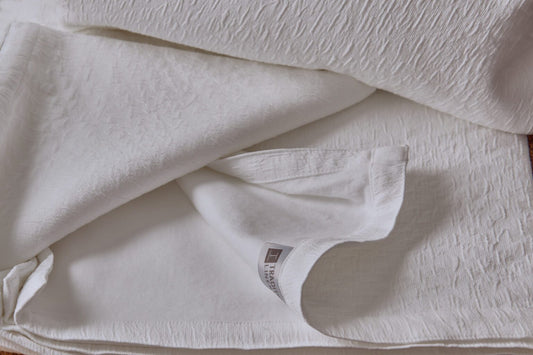 Alexa Queen Coverlet - Ivory