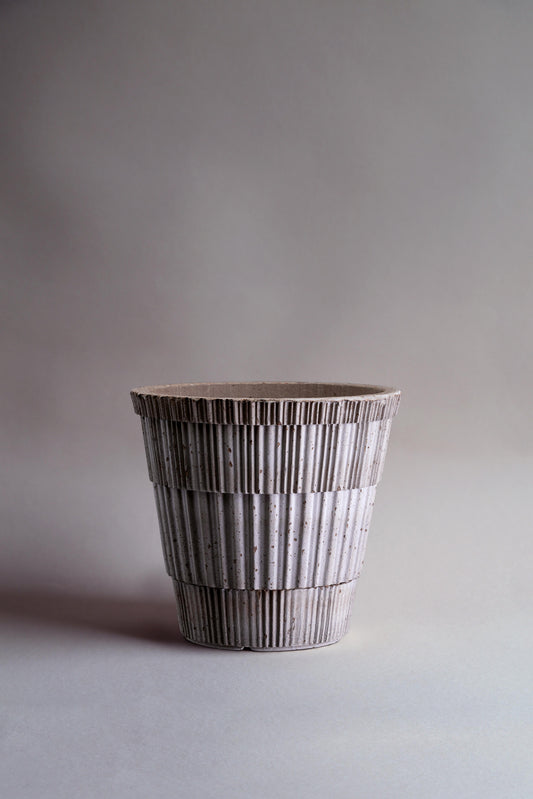 Atlas Pot- Raw Grey
