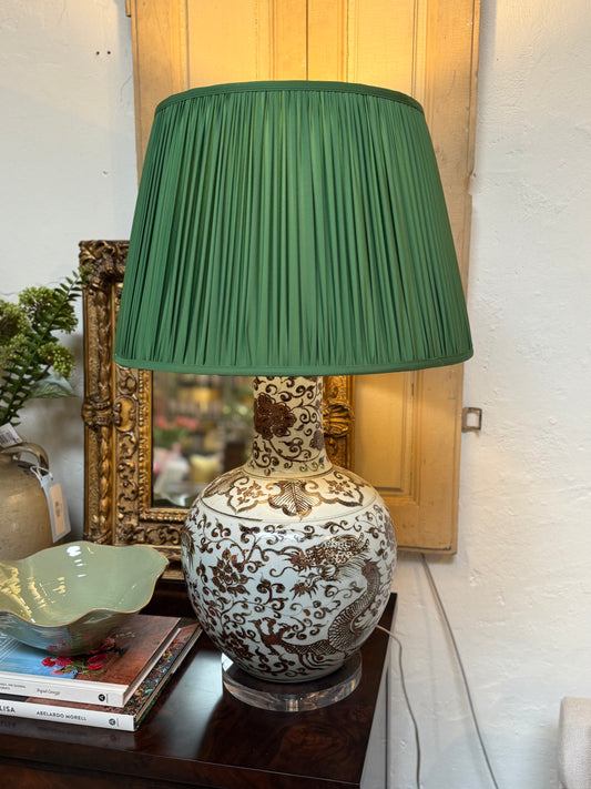 Brown/White Lamp