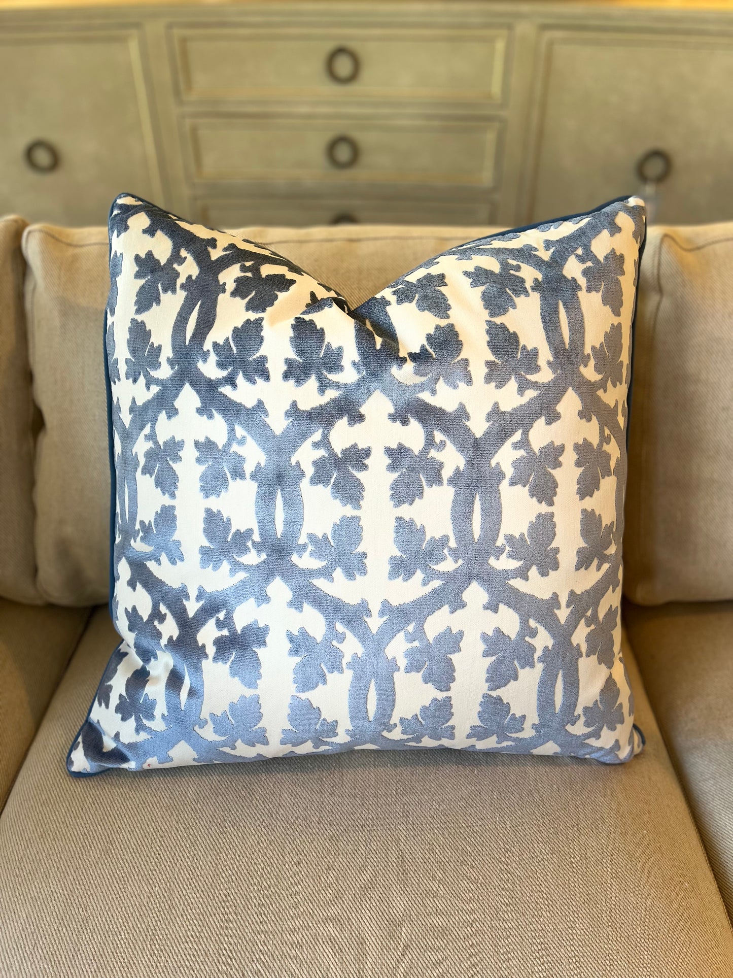 Scala Botanica 22" Pillow