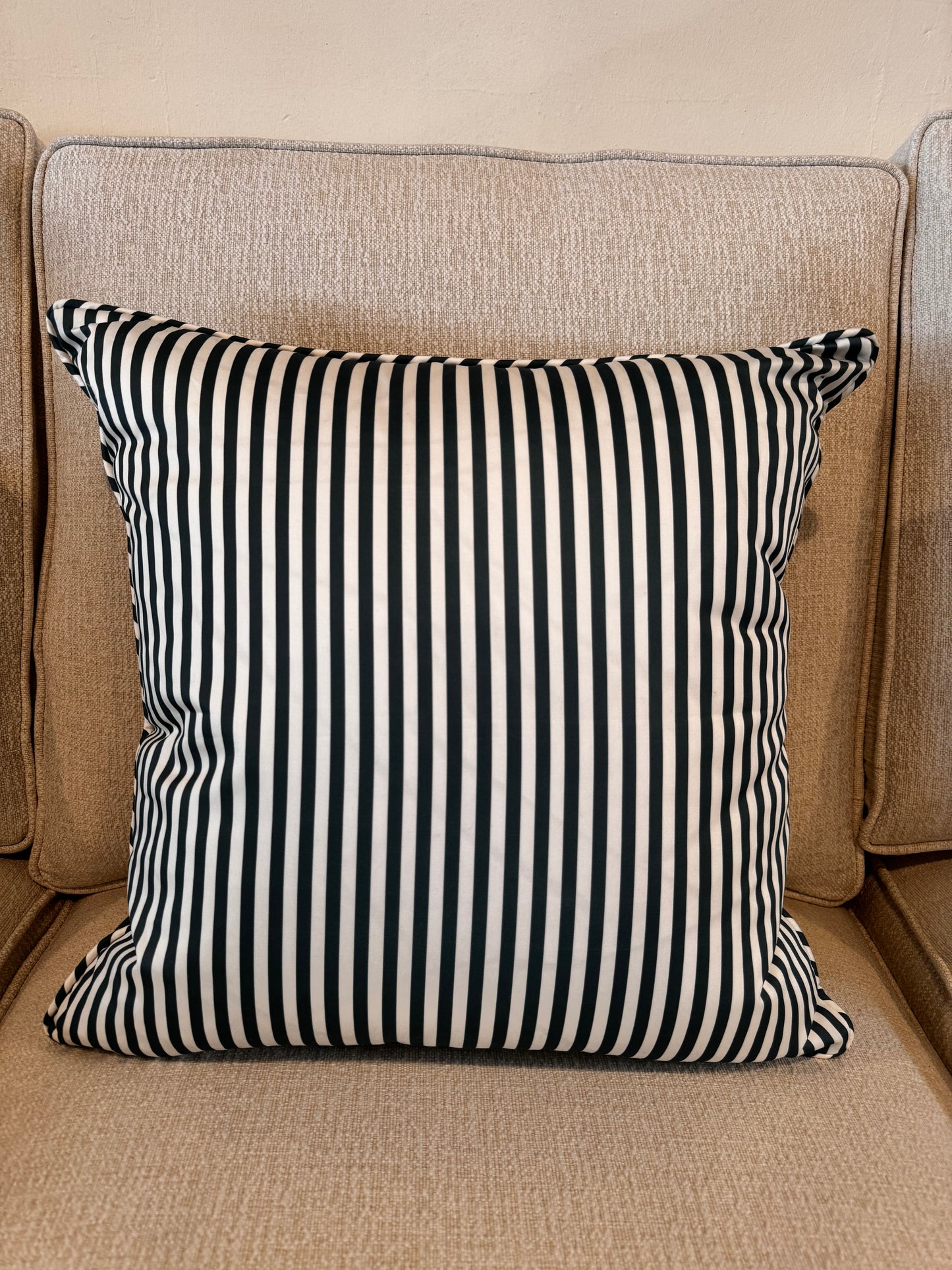 Katsura Emerald 20" Pillow