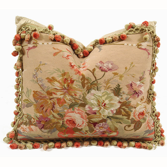 Maggie Pillow