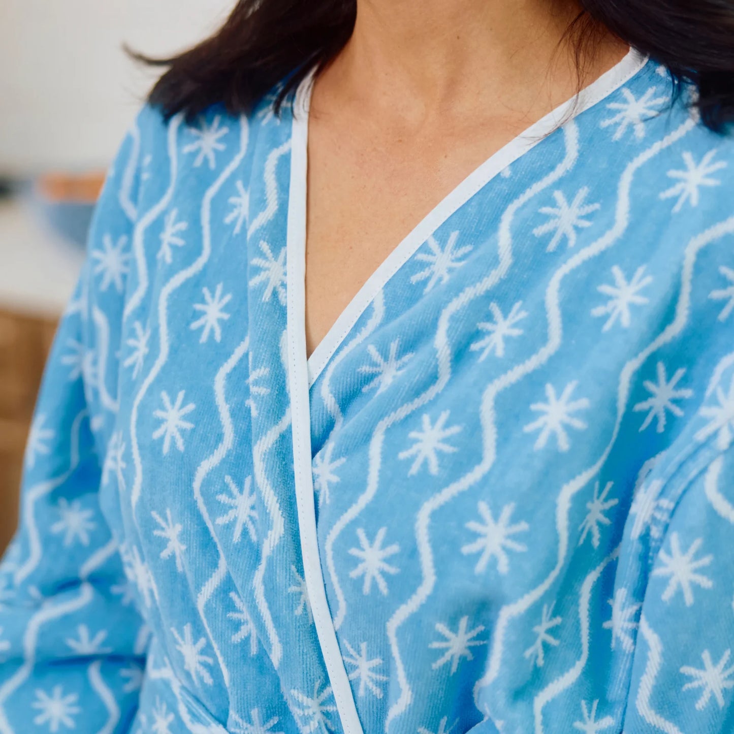 Women’s Bell Sleeve Plush Robe- Starlight