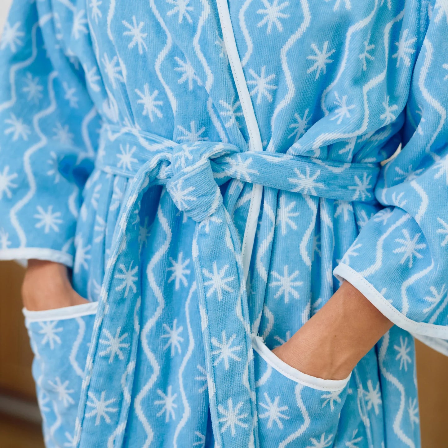 Women’s Bell Sleeve Plush Robe- Starlight