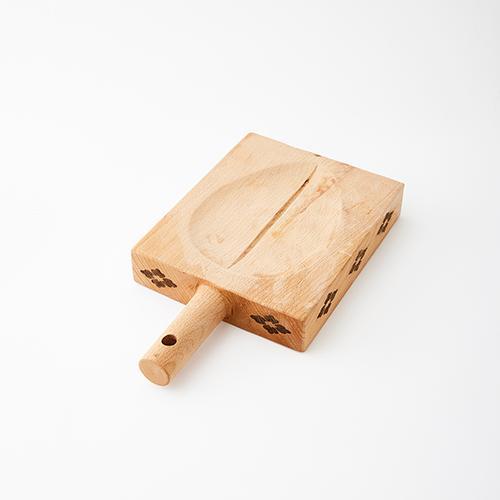 Hana Small Rectangular Cutting & Carving Board
