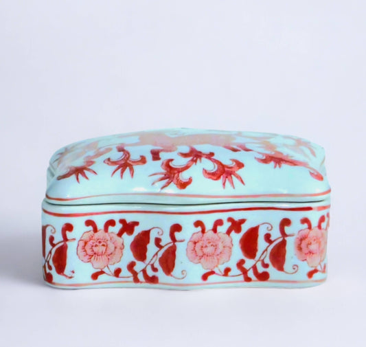 Lidded Box, Chinoiserie Deer Design In Red