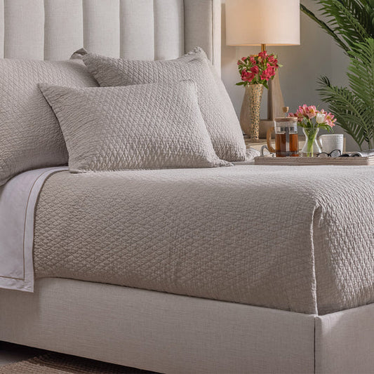 Dawn Coverlet Natural King