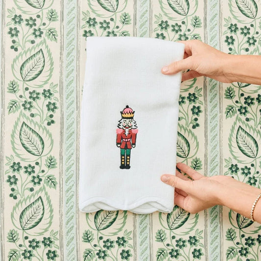 Weezie Scallop Powder Bath Towels (pair)