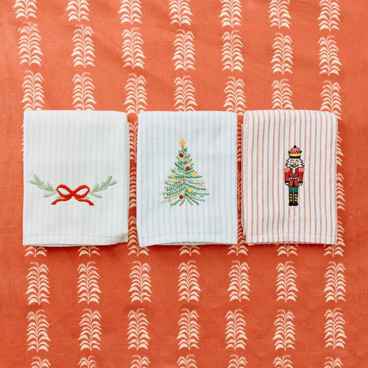 Weezie Holiday Kitchen Towel Trio